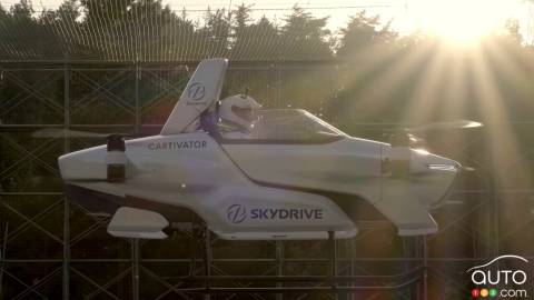 Flying Car Successfully Tested at Toyota R&D Centre in Japan